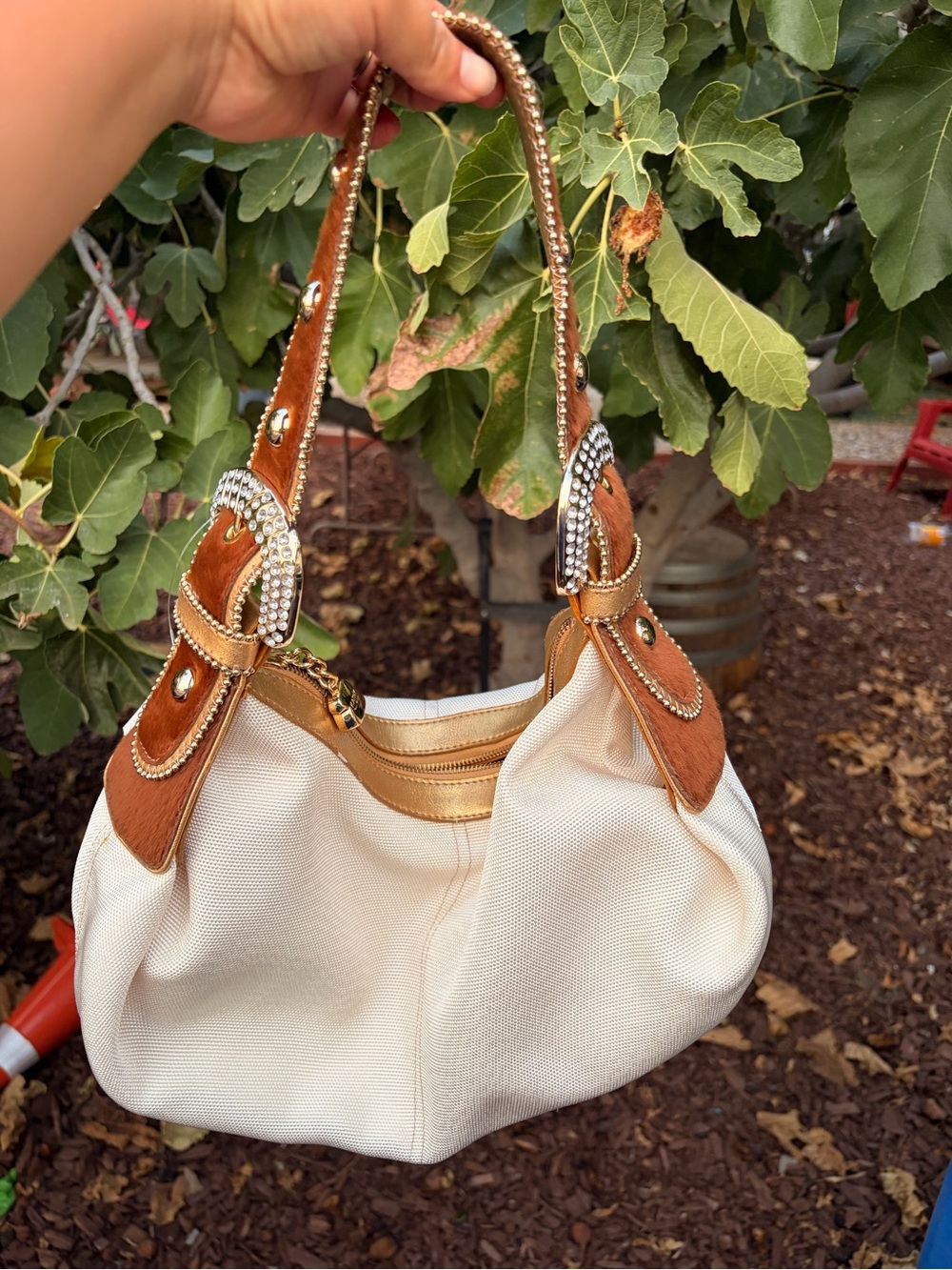 Kathy Van Zeeland Boho Bag with Cowhide - Picture 9 of 11